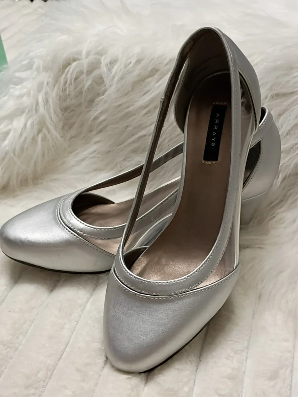 New Array Eve Synthetic Silver Mid-Heel Women's Pump Size 6M
